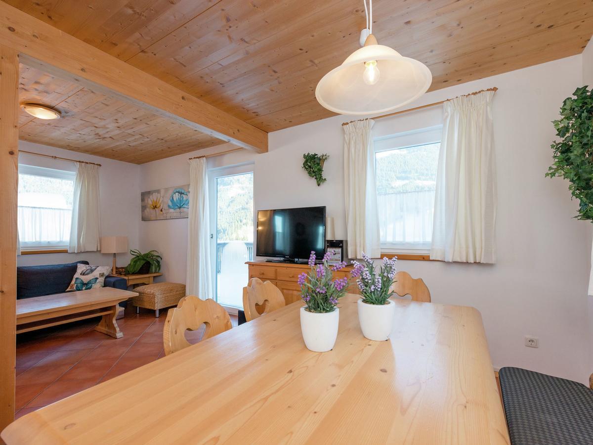 Вілла Chalet In Annaberg-Lungoetz With Shared Sauna Екстер'єр фото