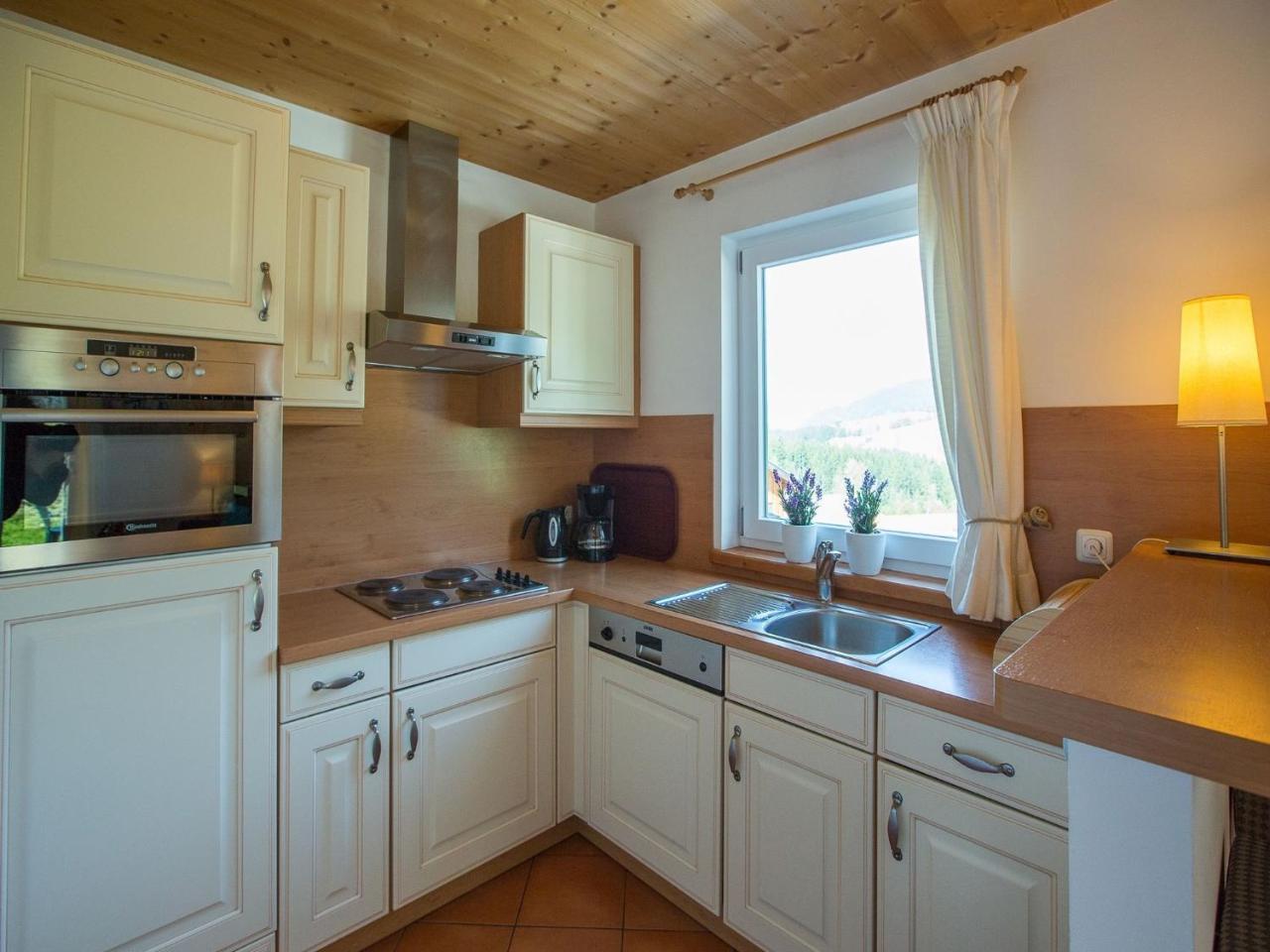 Вілла Chalet In Annaberg-Lungoetz With Shared Sauna Екстер'єр фото
